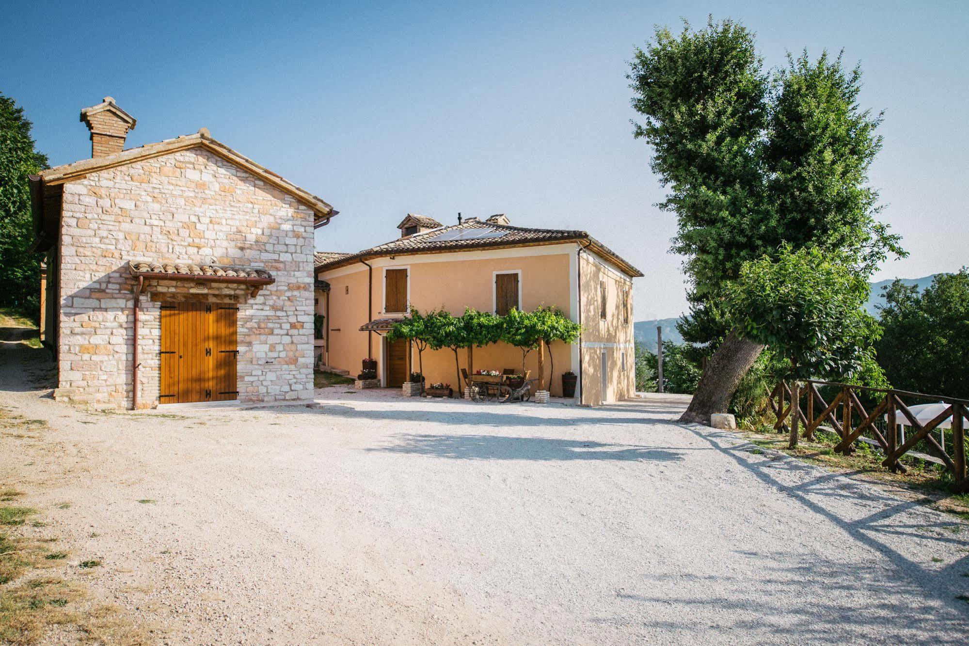 Villa degli Orti Acqualagna Esterno foto